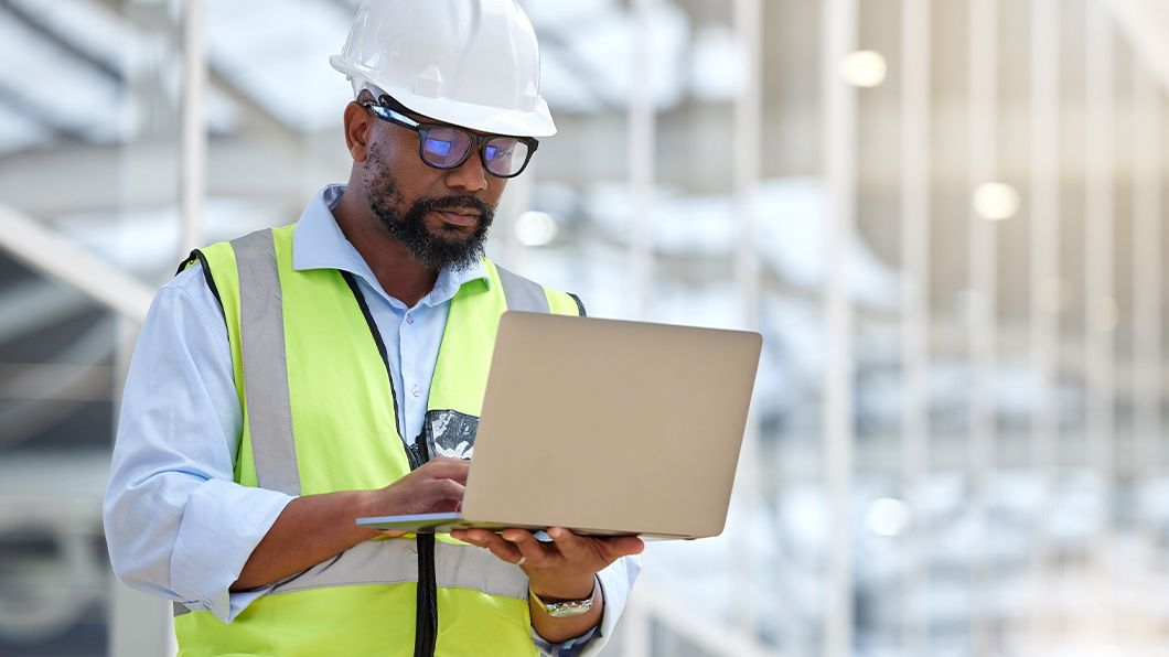construction-blog-contractor-onsite-planning-image