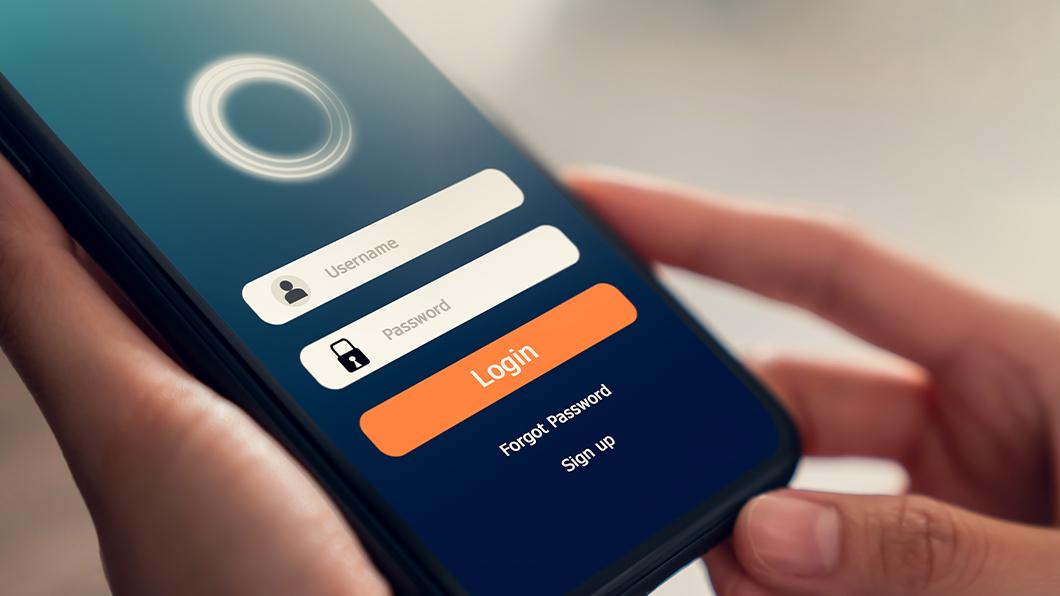 construction-blog-smartphone-secure-password-image